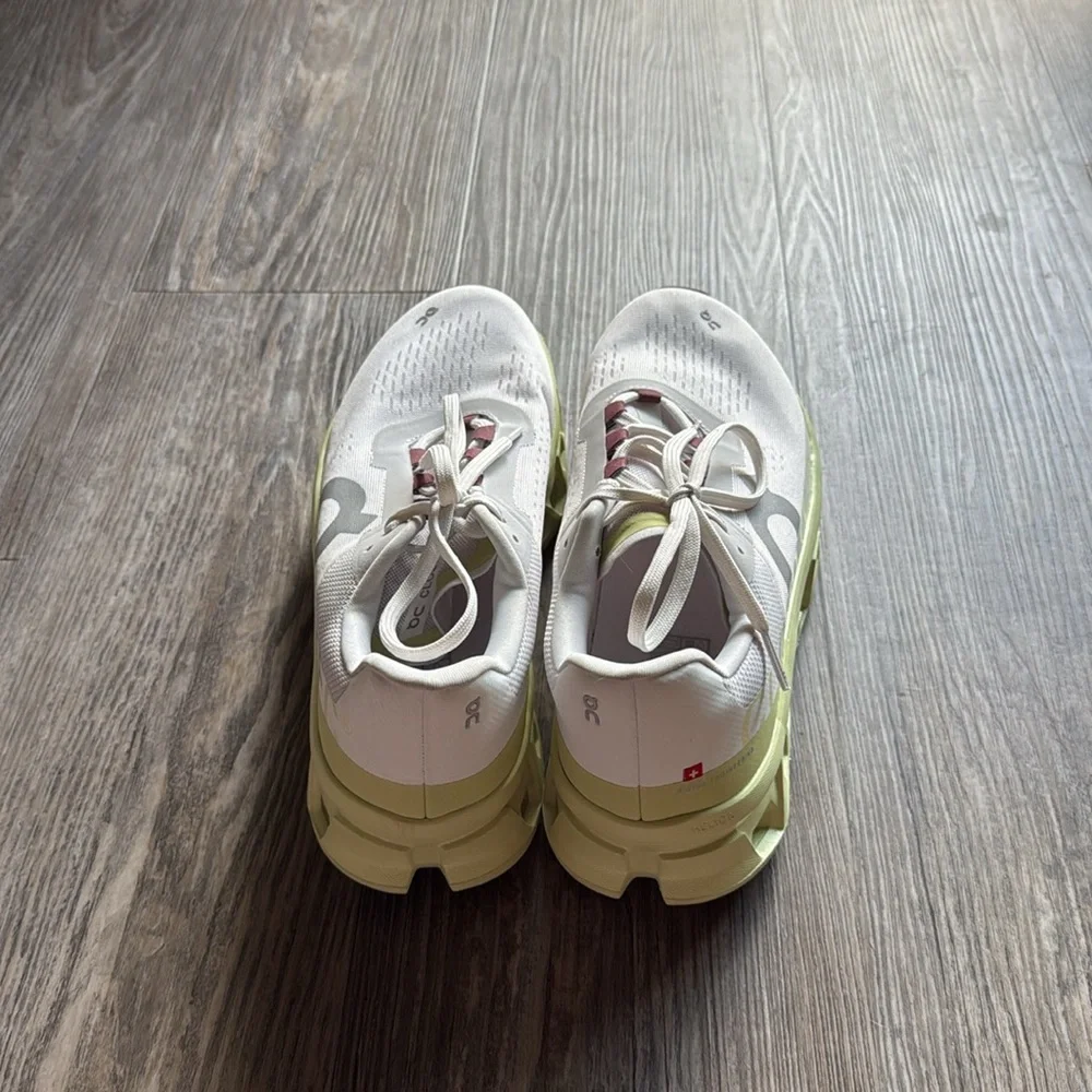 NWOT On Cloudmonster running shoes size M 9/ W 10.5 - Picture 3 of 4